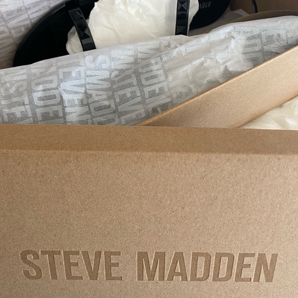 Sold - Picture 2 of 8